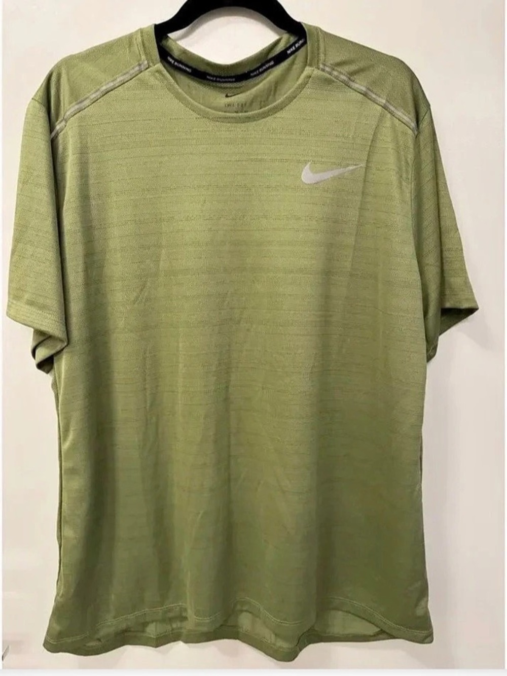 Nike Dri-FIT Miler Short-Sleeve Running Top Green